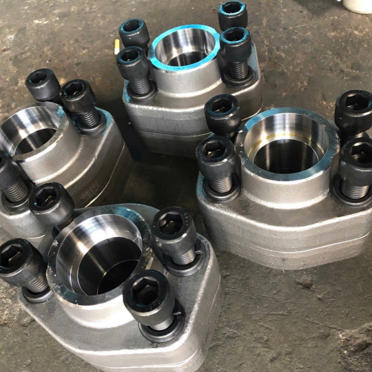 MẶT BÍCH THỦY LỰC