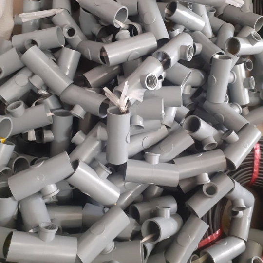 TÊ GIẢM PVC